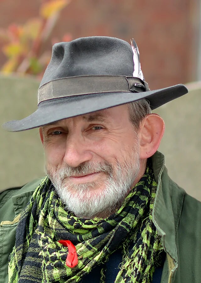 Portrait de Denis Uvier